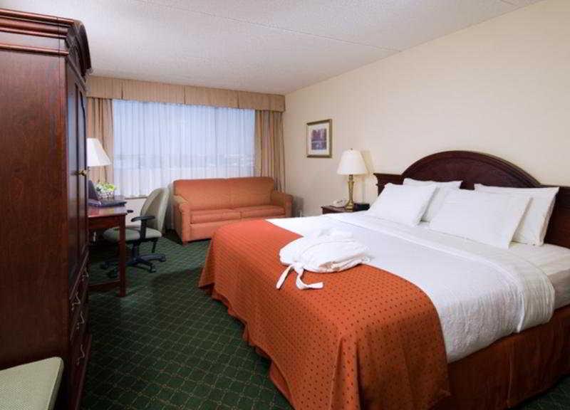 Holiday Inn Winnipeg-South By Ihg Экстерьер фото
