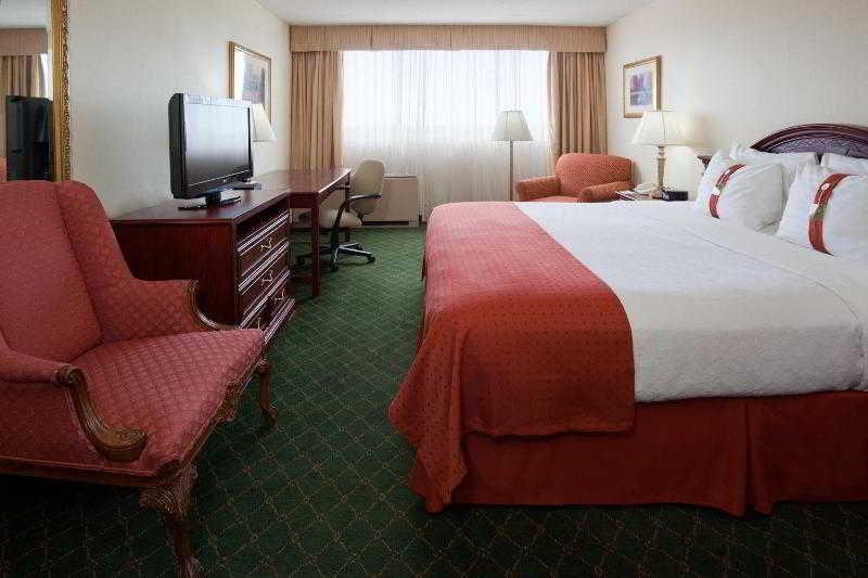 Holiday Inn Winnipeg-South By Ihg Экстерьер фото
