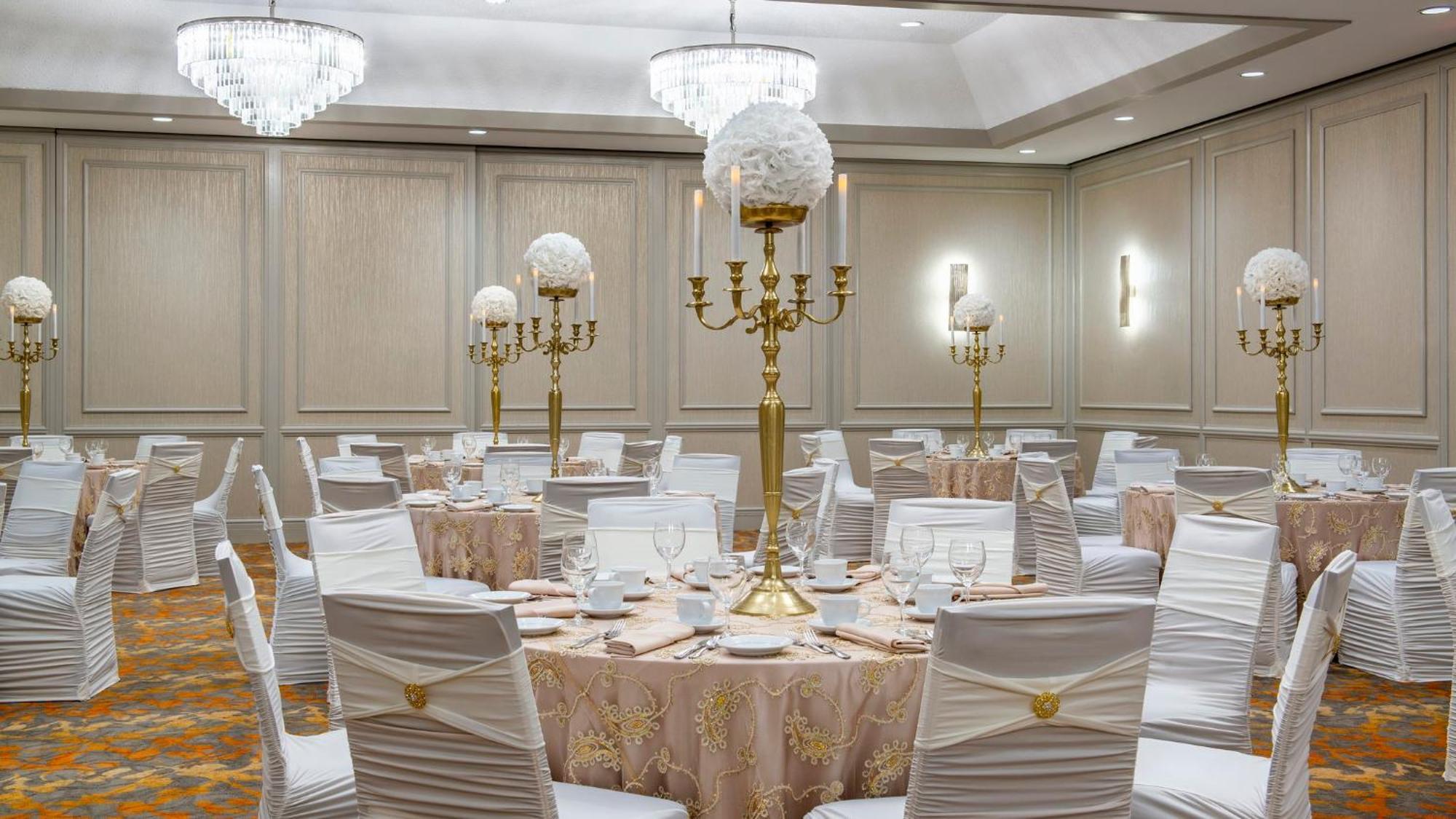 Holiday Inn Winnipeg-South By Ihg Экстерьер фото