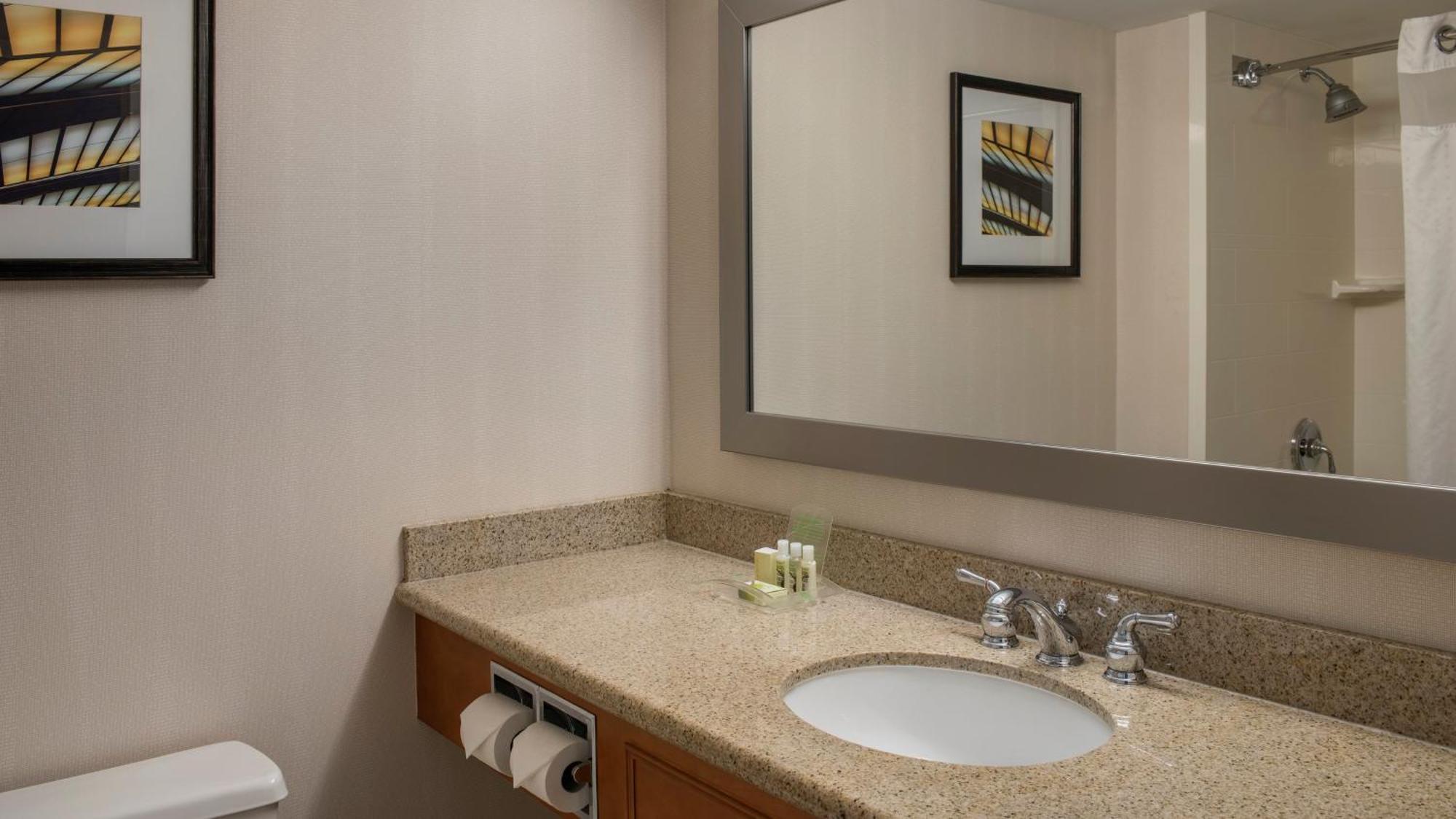 Holiday Inn Winnipeg-South By Ihg Экстерьер фото