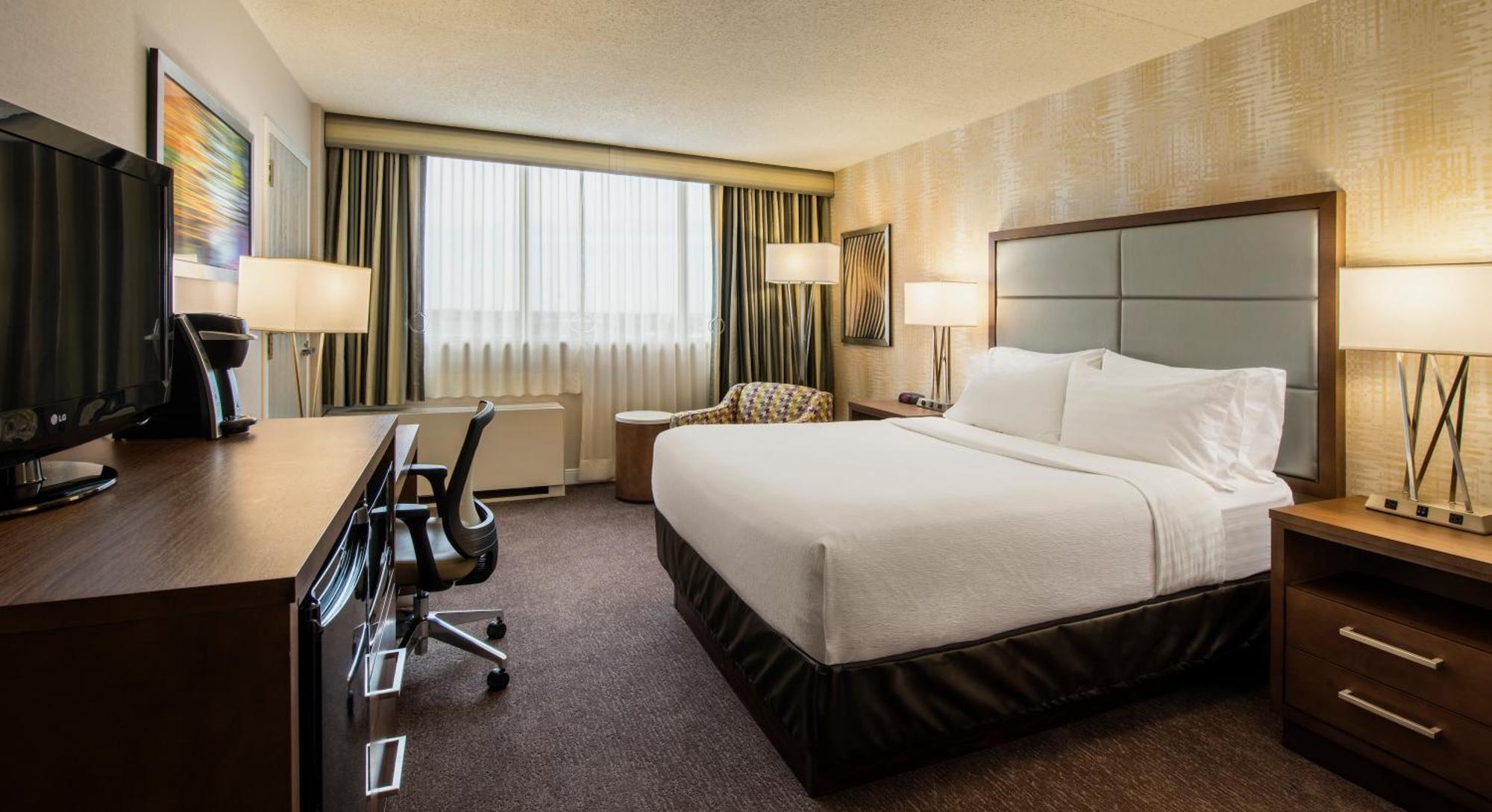 Holiday Inn Winnipeg-South By Ihg Экстерьер фото