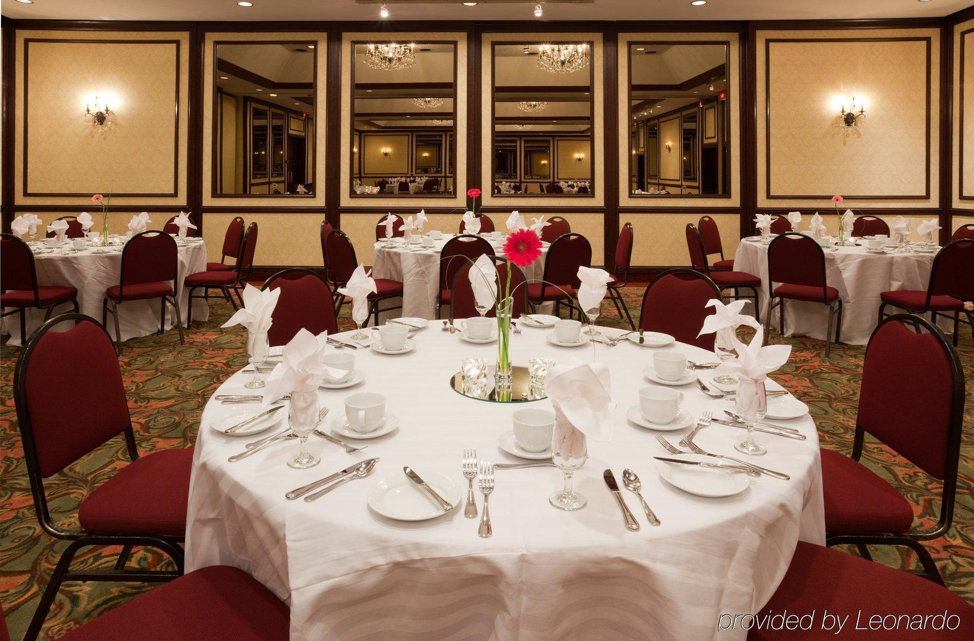 Holiday Inn Winnipeg-South By Ihg Экстерьер фото
